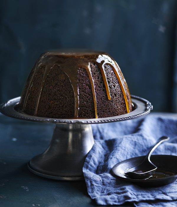 Sticky dadelcake met spiced rum